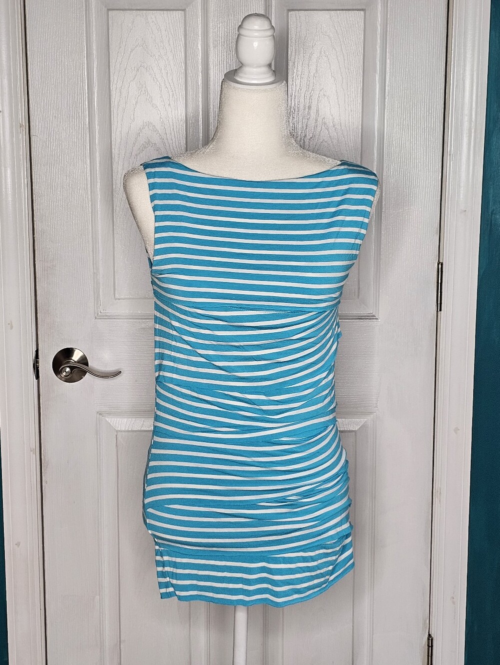 Vince Camuto Striped Turquoise & White Sleeveless Tank Top